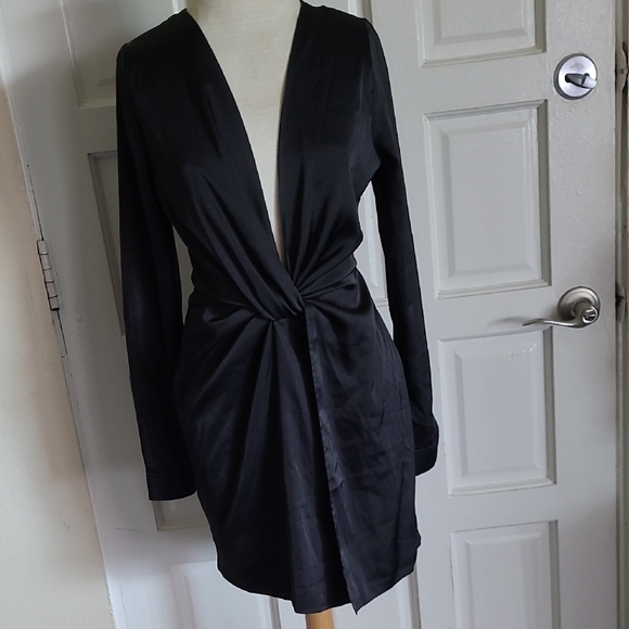 Fashion Nova Black Dress - Picture 1 of 8